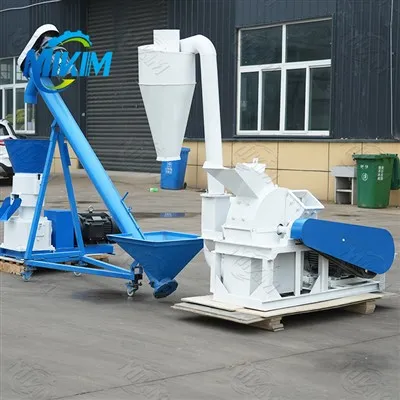 Millíní adhmaid de chineál beag ag déanamh líne meaisín